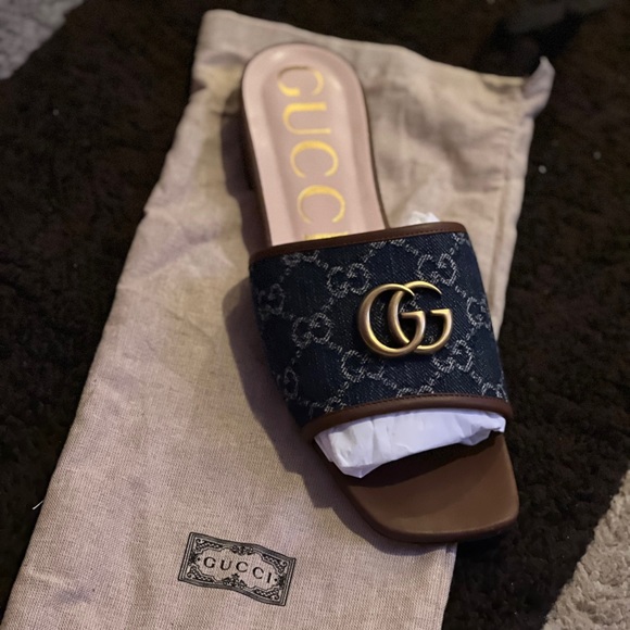 GUCCI SLIDES - Picture 3 of 7